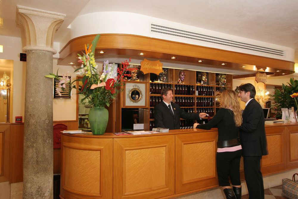 Hotel Rialto Veneza Interior foto